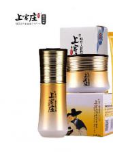 � ���f ����